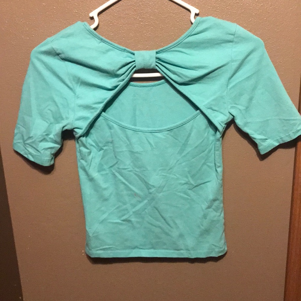 Fitted Crop Top - Picture 2 of 3